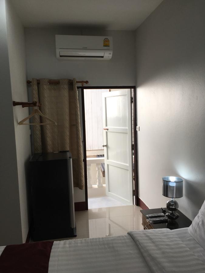 Y&N House Hotel Prachuap Khiri Khan Exterior photo
