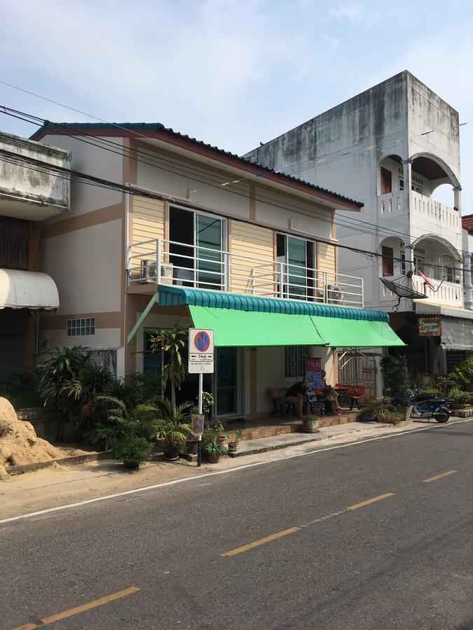 Y&N House Hotel Prachuap Khiri Khan Exterior photo